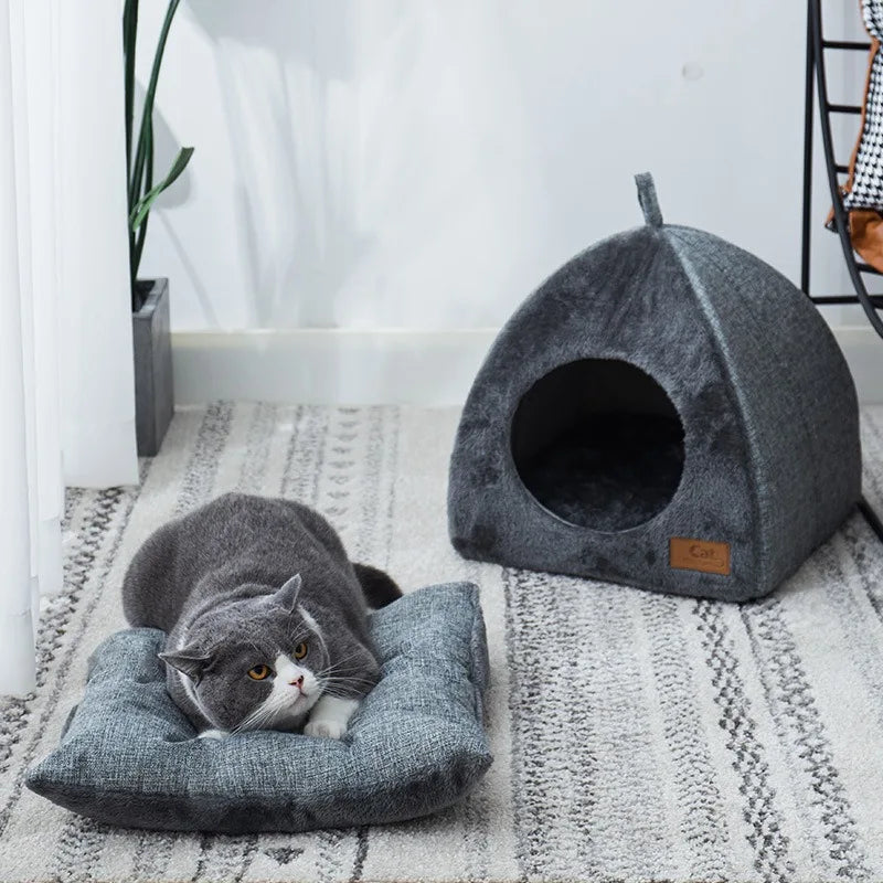 Triangle Cat Bed - 2-in-1 Cozy Design, Non-Slip, Moisture-Proof & Durable Size Medium